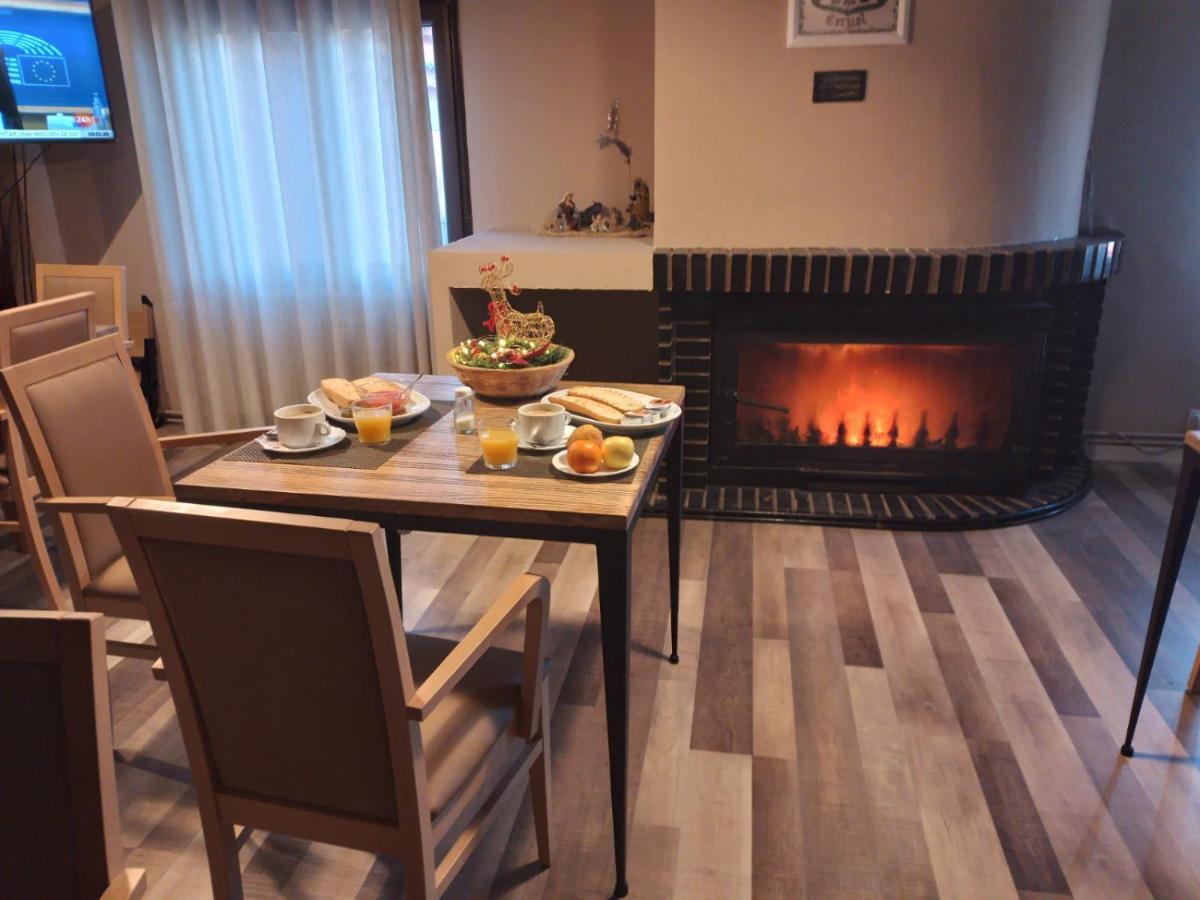 La Casita De El Cuervo Bed & Breakfast Eksteriør bilde